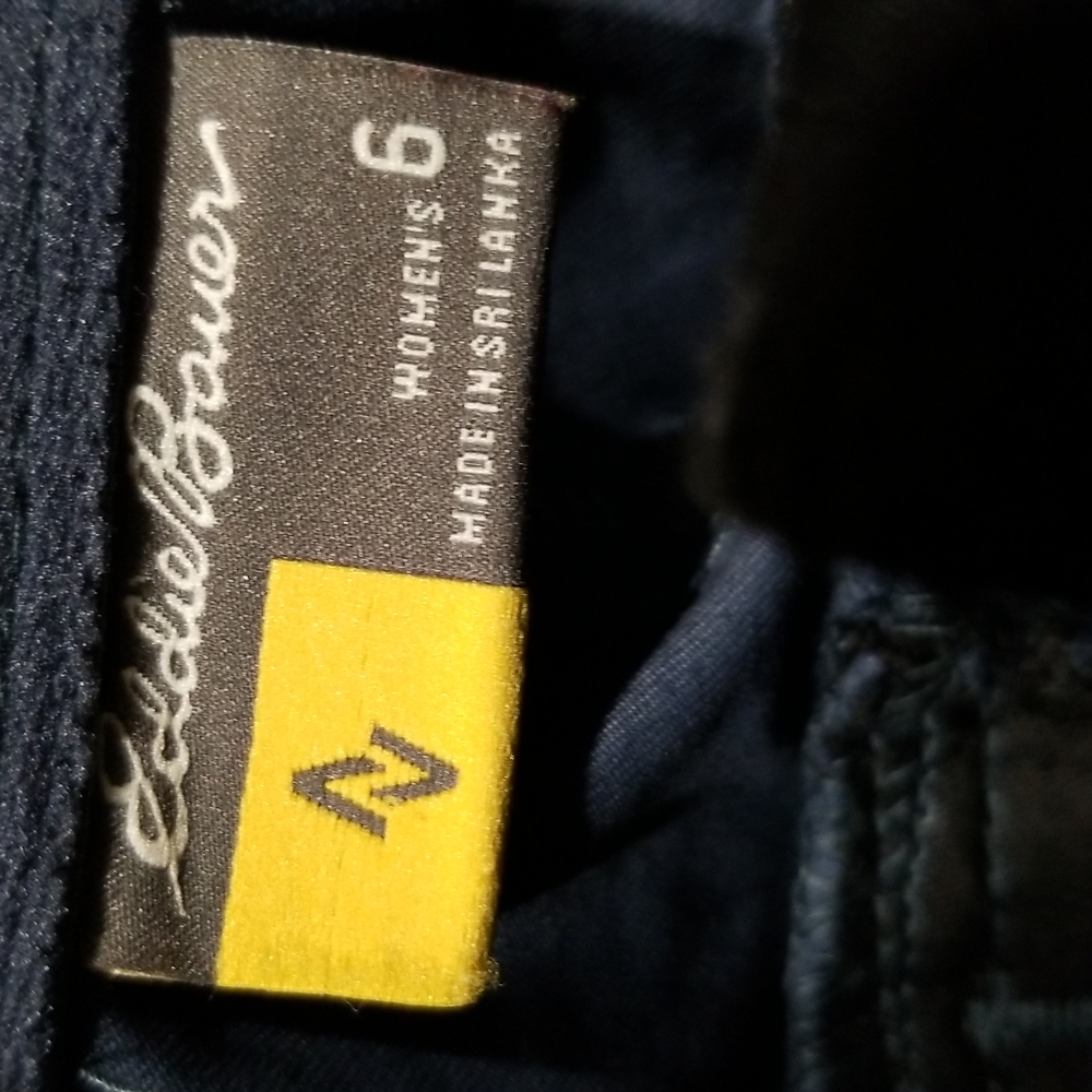 Voyager Chino Curvey High-Rise/Slim By Eddie Bauer in Size 6 - Picture 7 of 15